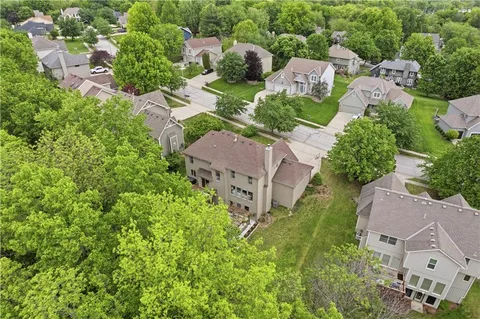 $515,000 | 5716 North Beaman Avenue, Kansas City, MO 64151