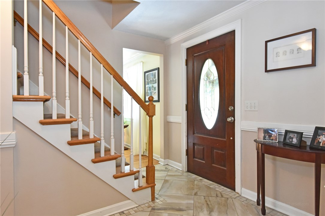 136 Spring Road North Kingstown, RI 02852 - Photo 19 of 35 Gallery Image 19