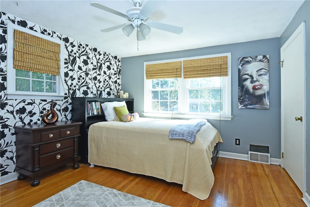 136 Spring Road North Kingstown, RI 02852 - Photo 27 of 35 Gallery Image 27