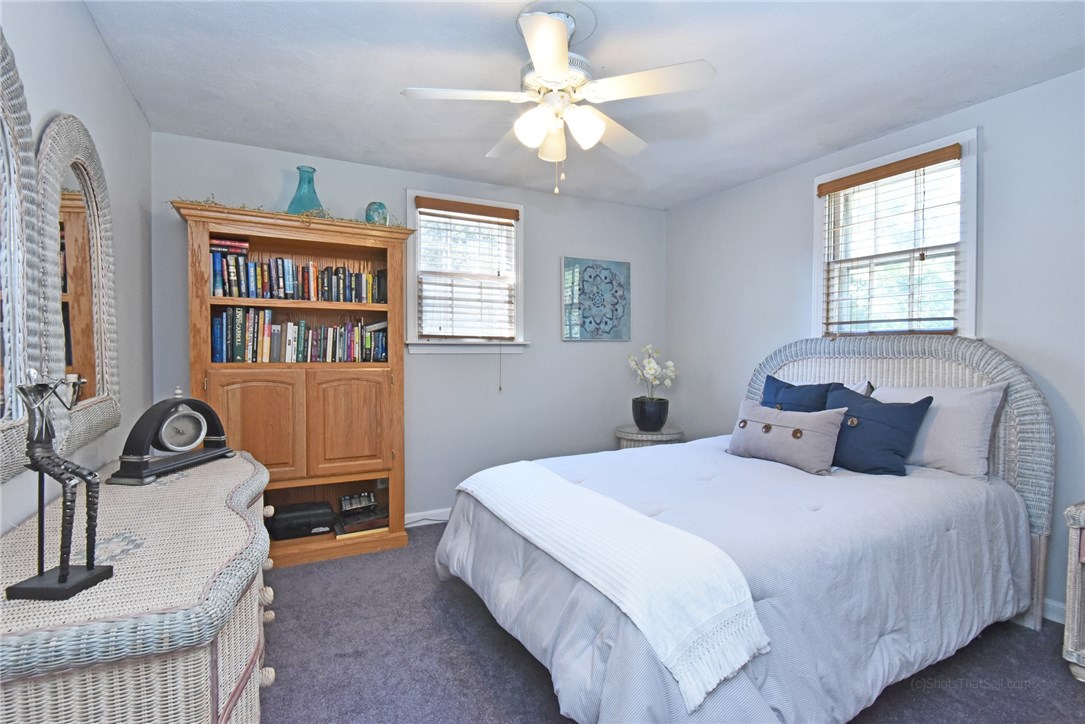 136 Spring Road North Kingstown, RI 02852 - Photo 30 of 35 Gallery Image 30