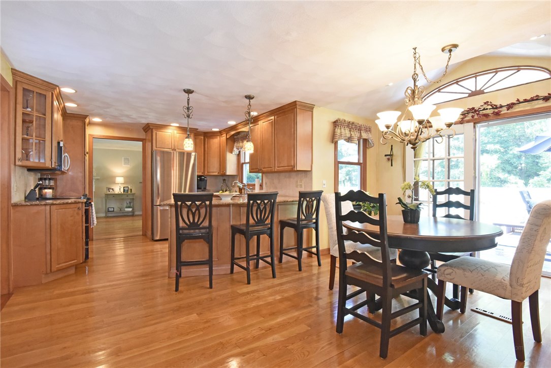 136 Spring Road North Kingstown, RI 02852 - Photo 7 of 35 Gallery Image 7