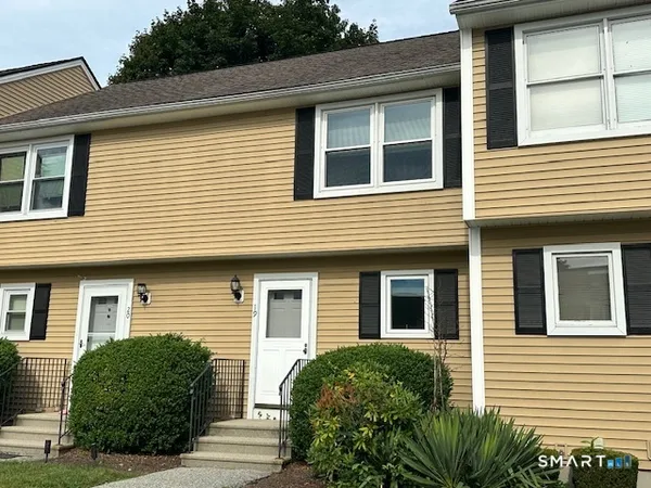 $1,600 | 41 South Main Street, Unit 19, Griswold, CT 06351