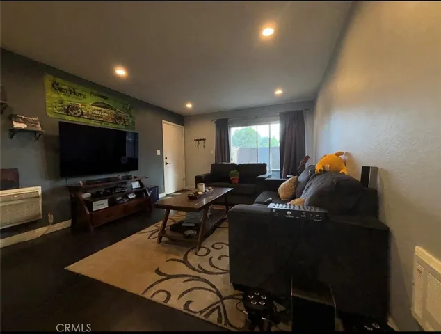 $410,000 | 1345 Cabrillo Park Drive, Unit E01, Santa Ana, CA 92701
