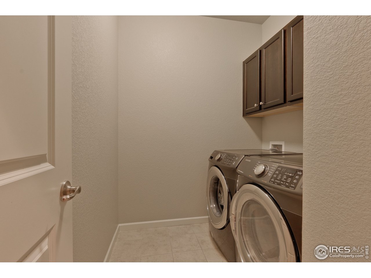 890 Wagon Bend Road Berthoud, CO 80513 - Photo 14 of 40 Main Level Laundry