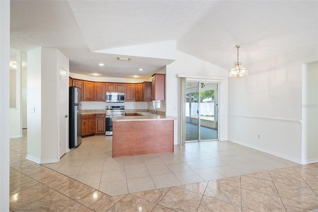 1426 Buckner Road Valrico, FL 33596 - Photo 11 of 42