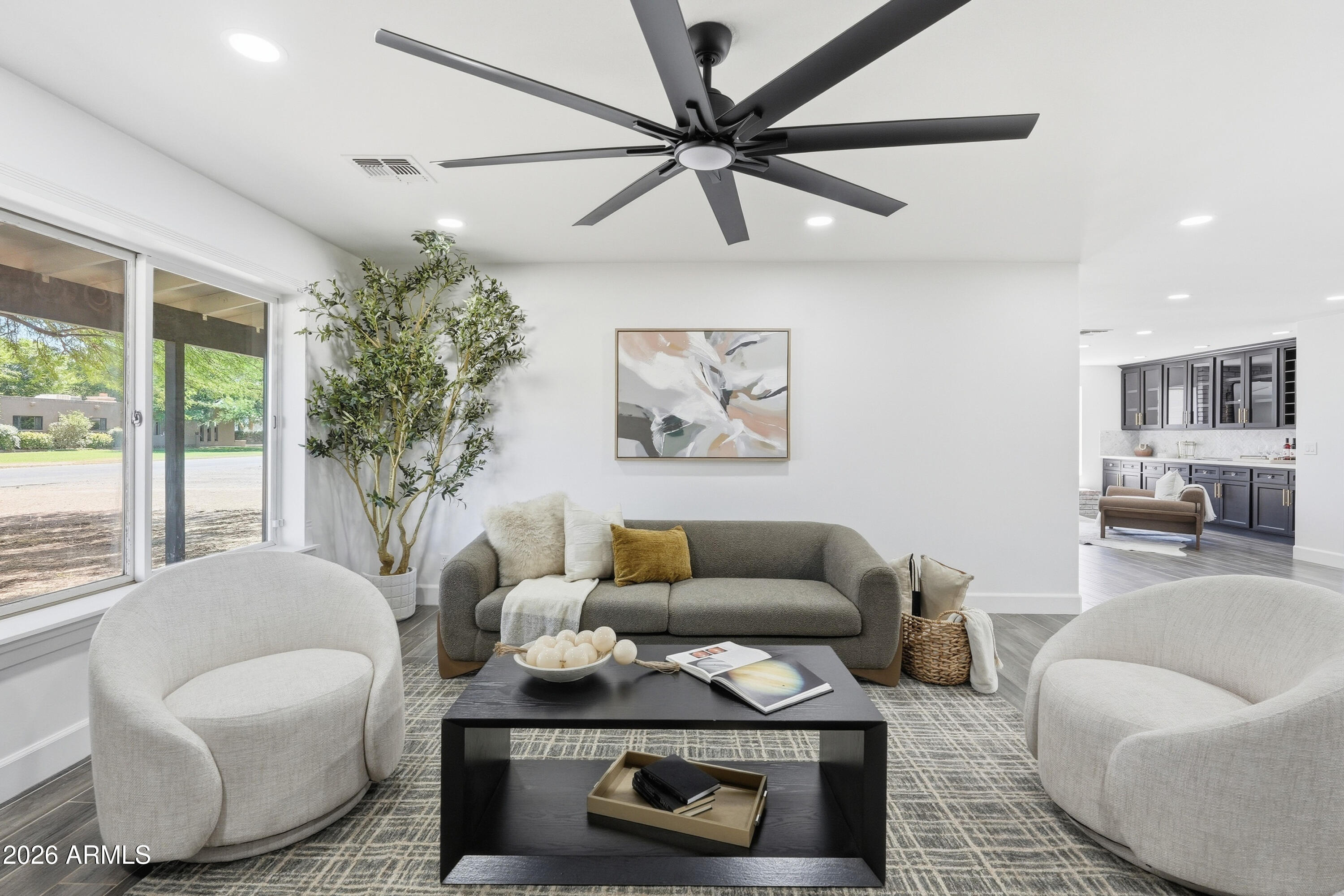 2266 East Willis Road Gilbert, AZ 85297 - Photo 2 of 95