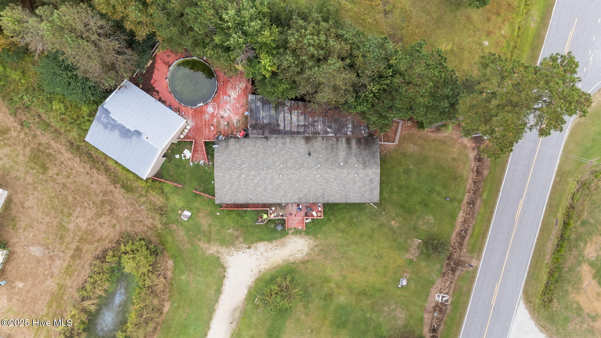 462 Greentown Road Trenton, NC 28585 - Photo 37 of 44 37-web-or-mls-DJI_20250929132827_0002_D