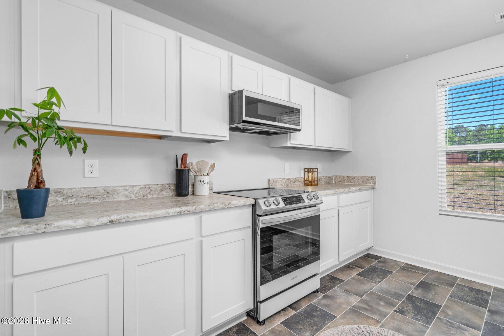 360 Riley Way Spring Spring Hope, NC 27882 - Photo 13 of 35 017-360RileyWay-SpringHope-NC-27882-SMAL
