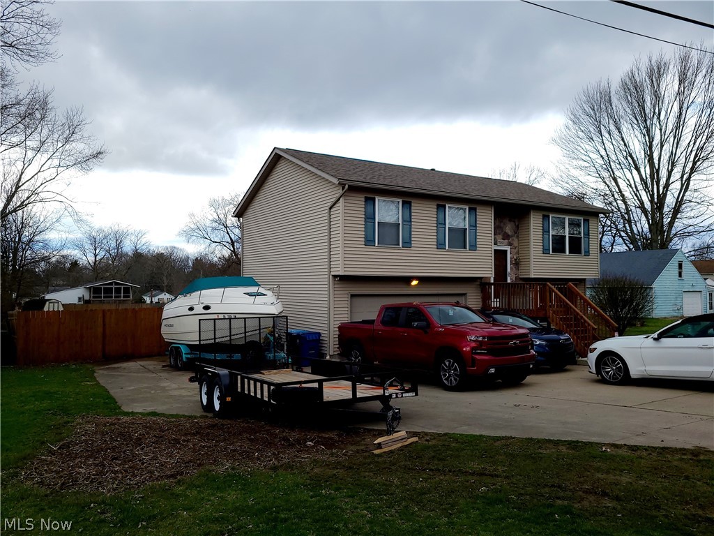 722 Fettro Road Akron, OH 44312 - Photo 2 of 19