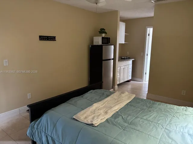 $1,600 | 2963 Genoa Place, Unit B, West Palm Beach, FL 33406