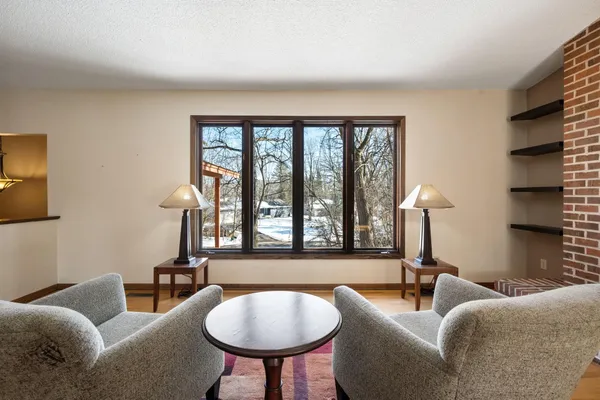 $549,900 | 5210 Shady Lane, Excelsior, MN 55331