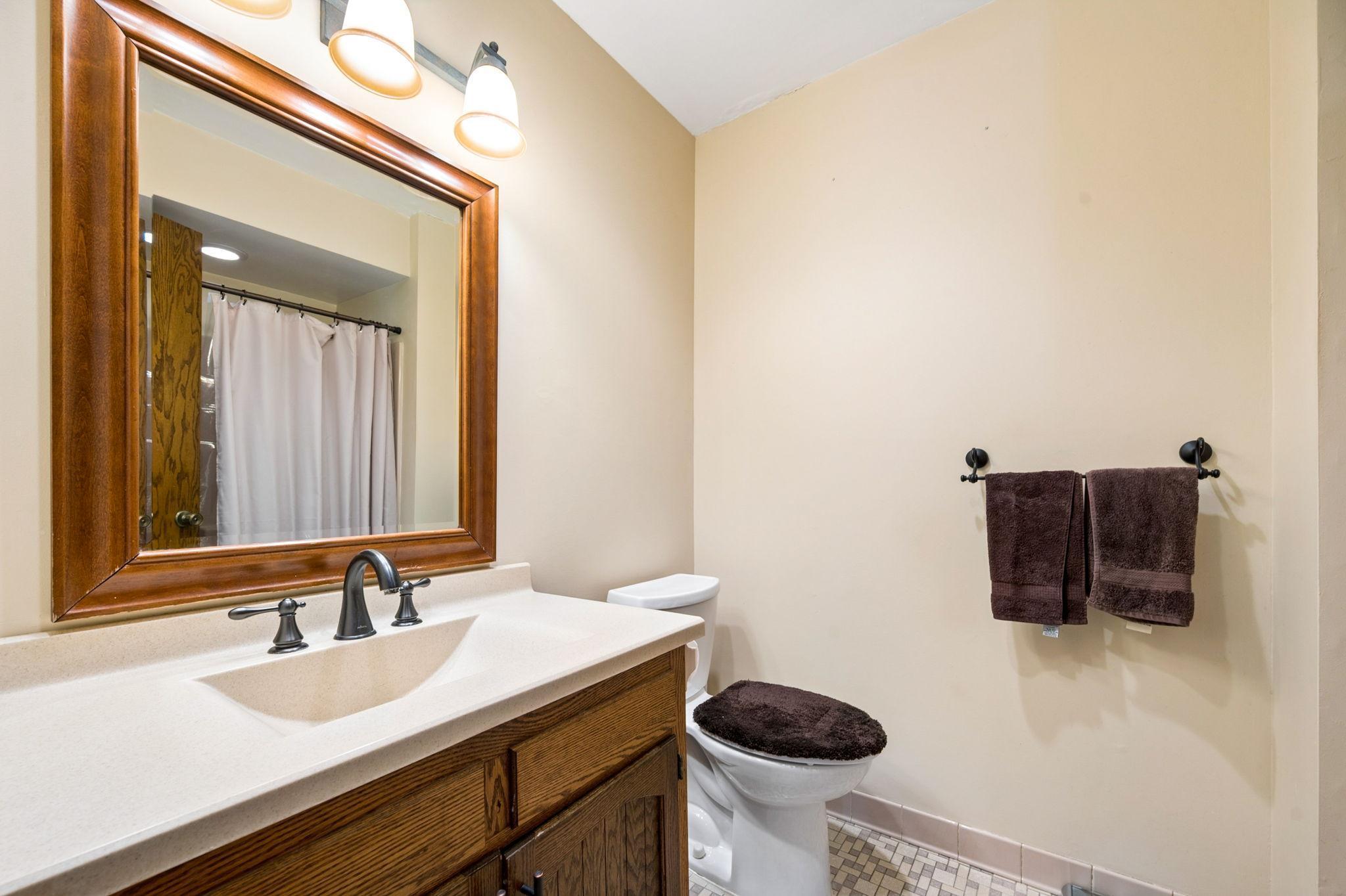 5210 Shady Lane Excelsior, MN 55331 - Photo 18 of 47