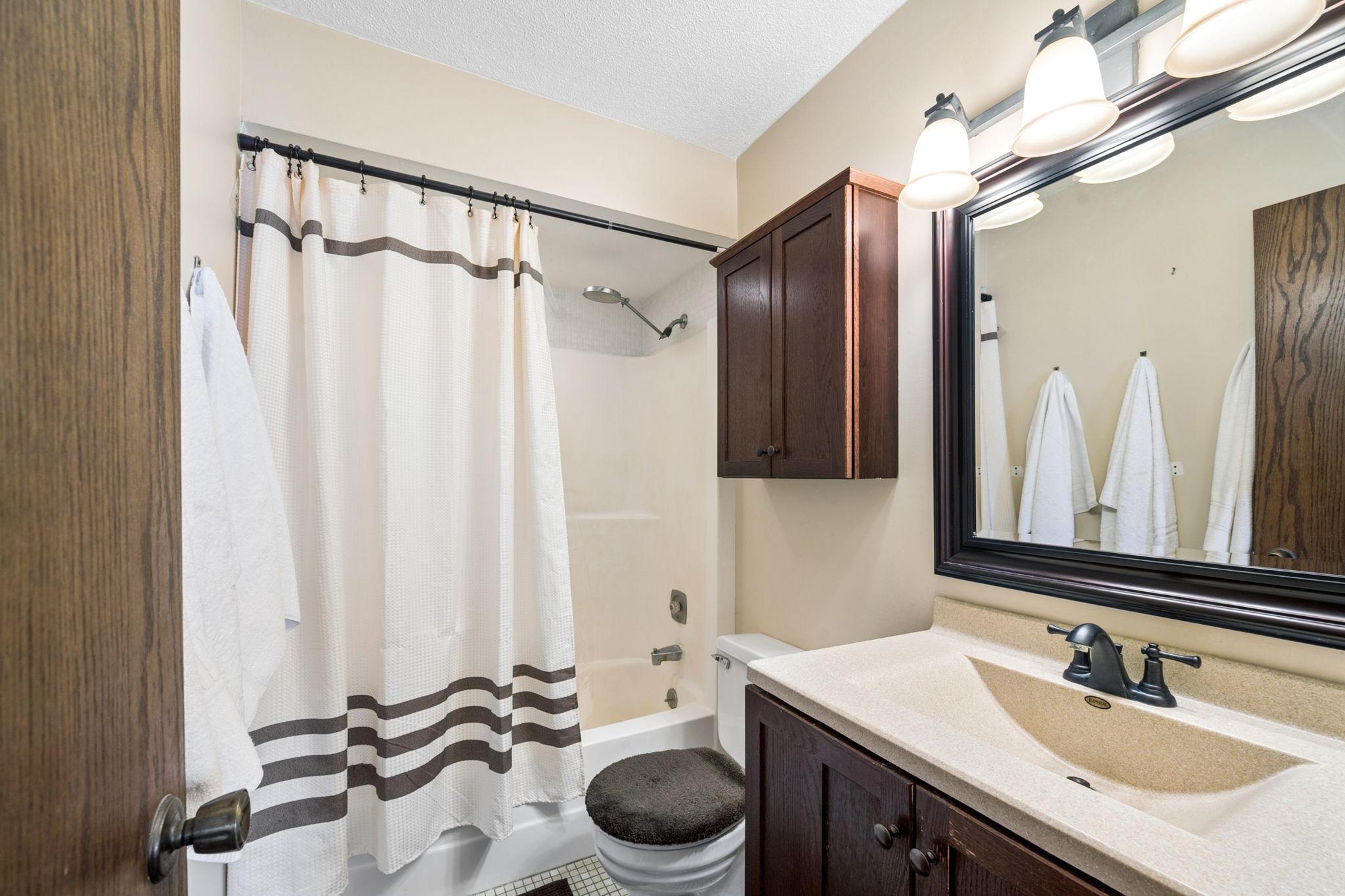 5210 Shady Lane Excelsior, MN 55331 - Photo 19 of 47