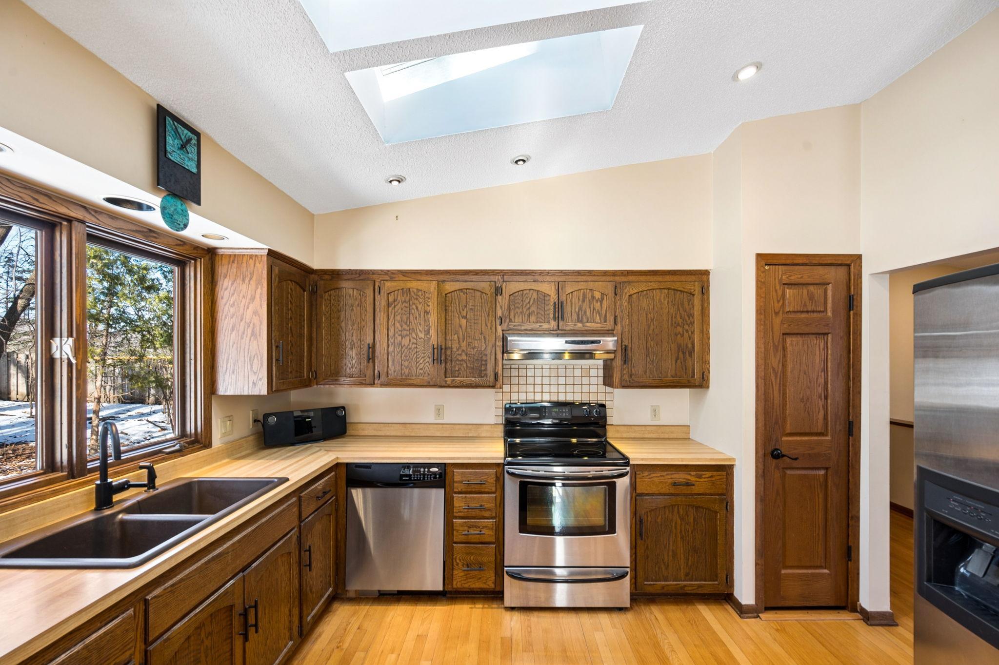 5210 Shady Lane Excelsior, MN 55331 - Photo 35 of 47