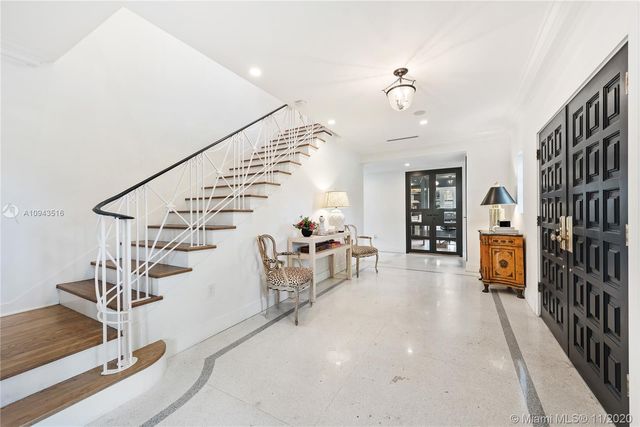 $2,865,000 | 1346 South Greenway Drive, Coral Gables, FL 33134