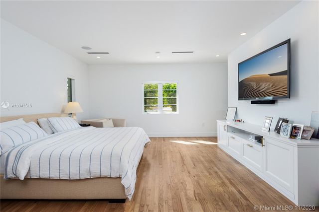 $2,865,000 | 1346 South Greenway Drive, Coral Gables, FL 33134