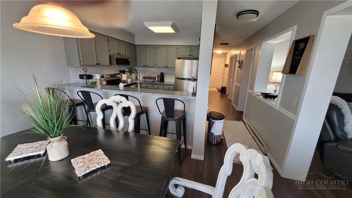 2115 Pinnacle Inn Road, Unit 2115 Beech Mountain, NC 28604 - Photo 11 of 31 Gallery Image 11