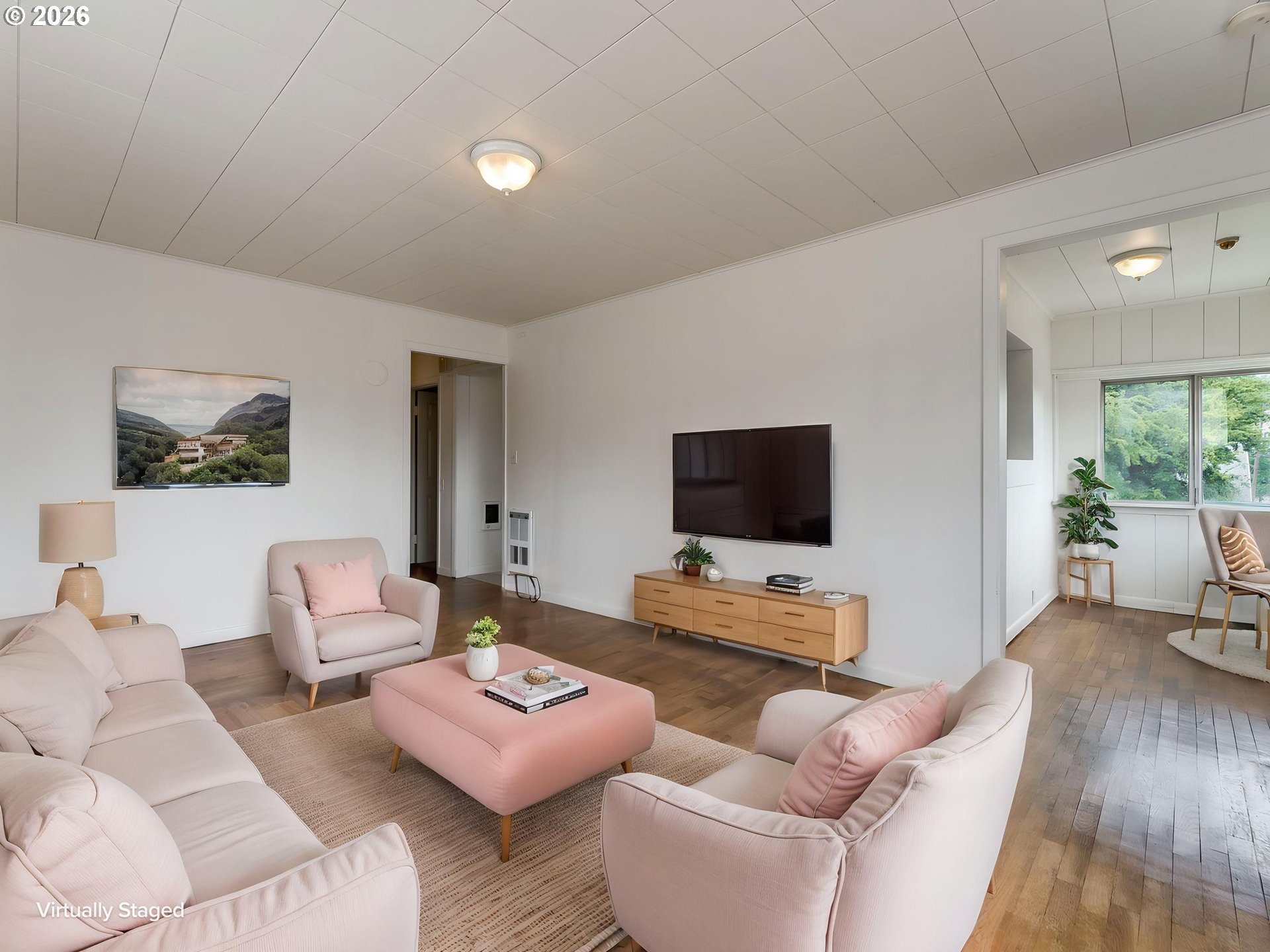 135 Northwest 15th Avenue Camas, WA 98607 - Photo 5 of 42 Living Room