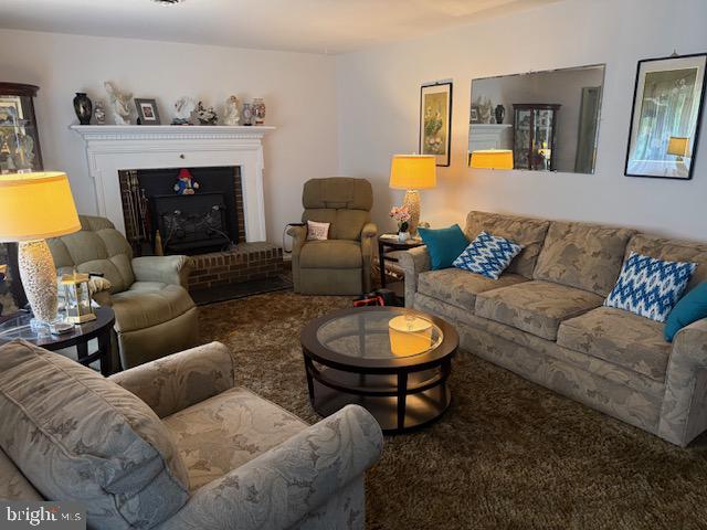 6415 Yates Ford Road Manassas, VA 20111 - Photo 5 of 54 Gallery Image 5