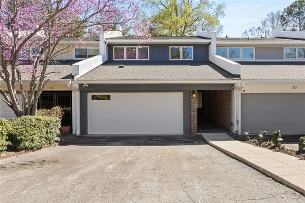 $949,631 | 214 Holiday Avenue East, Clemson, SC 29631