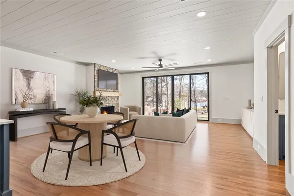 $949,631 | 214 Holiday Avenue East, Clemson, SC 29631