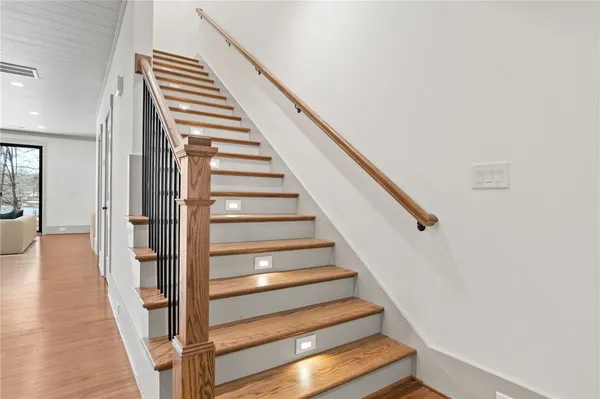 $949,631 | 214 Holiday Avenue East, Clemson, SC 29631