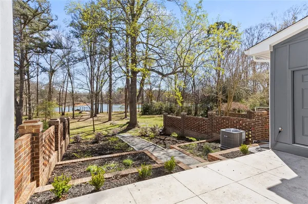 $949,631 | 214 Holiday Avenue East, Clemson, SC 29631