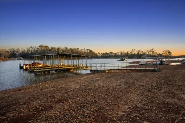 $949,631 | 214 Holiday Avenue East, Clemson, SC 29631