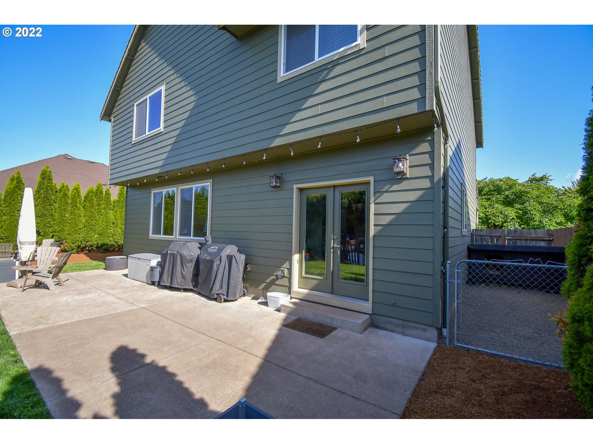 901 T Street Springfield, OR 97477 - Photo 23 of 29 a view of outdoor space and yard