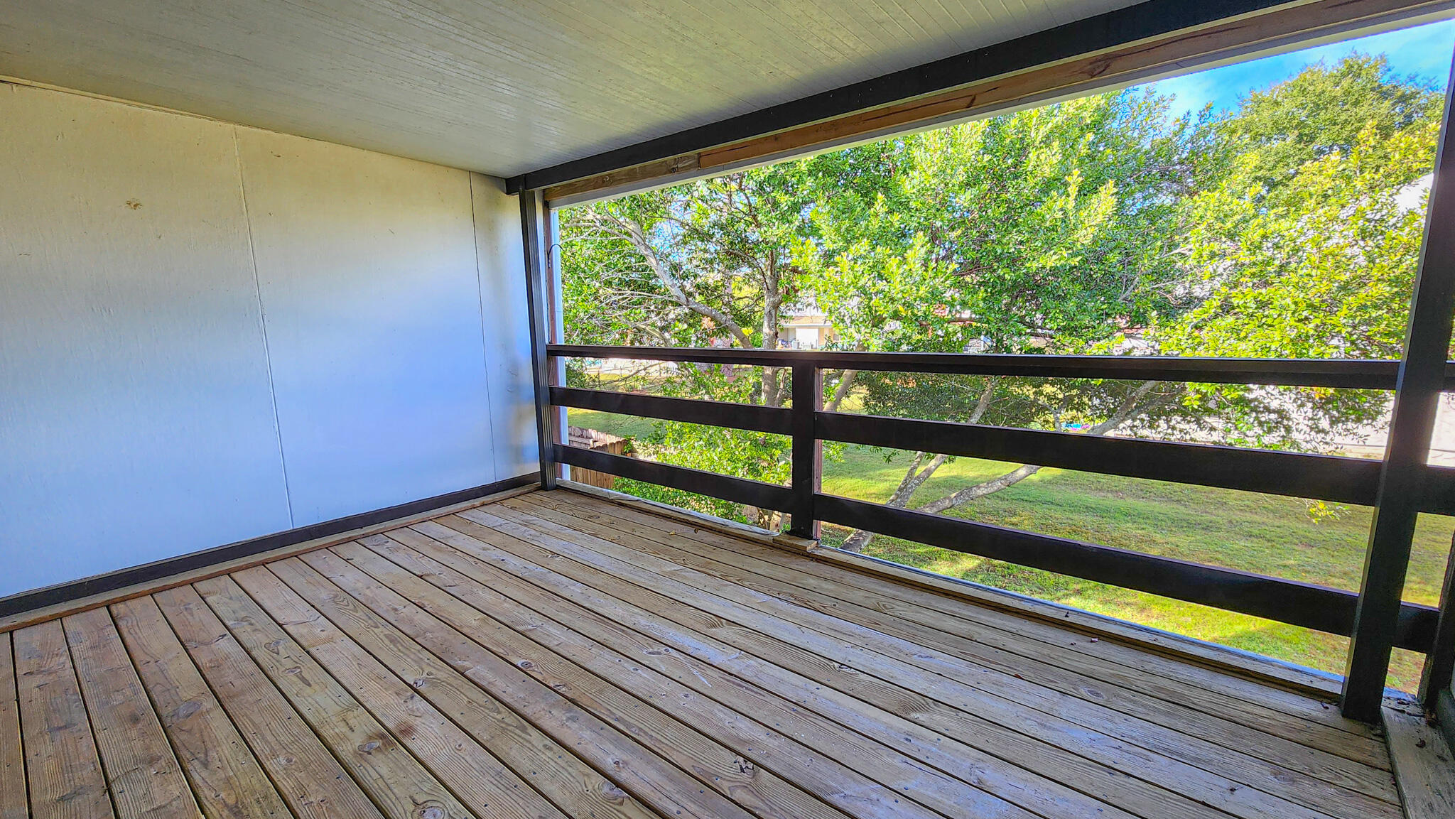 145 4th Avenue, Unit B3 Shalimar, FL 32579 - Photo 22 of 28 a view of two chairs in a balcony