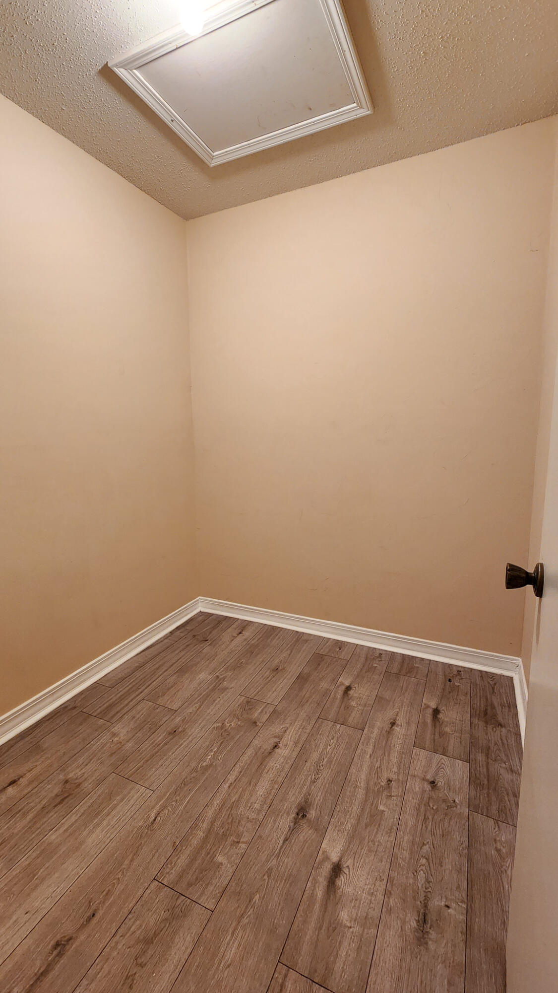 145 4th Avenue, Unit B3 Shalimar, FL 32579 - Photo 24 of 28 a view of an empty room