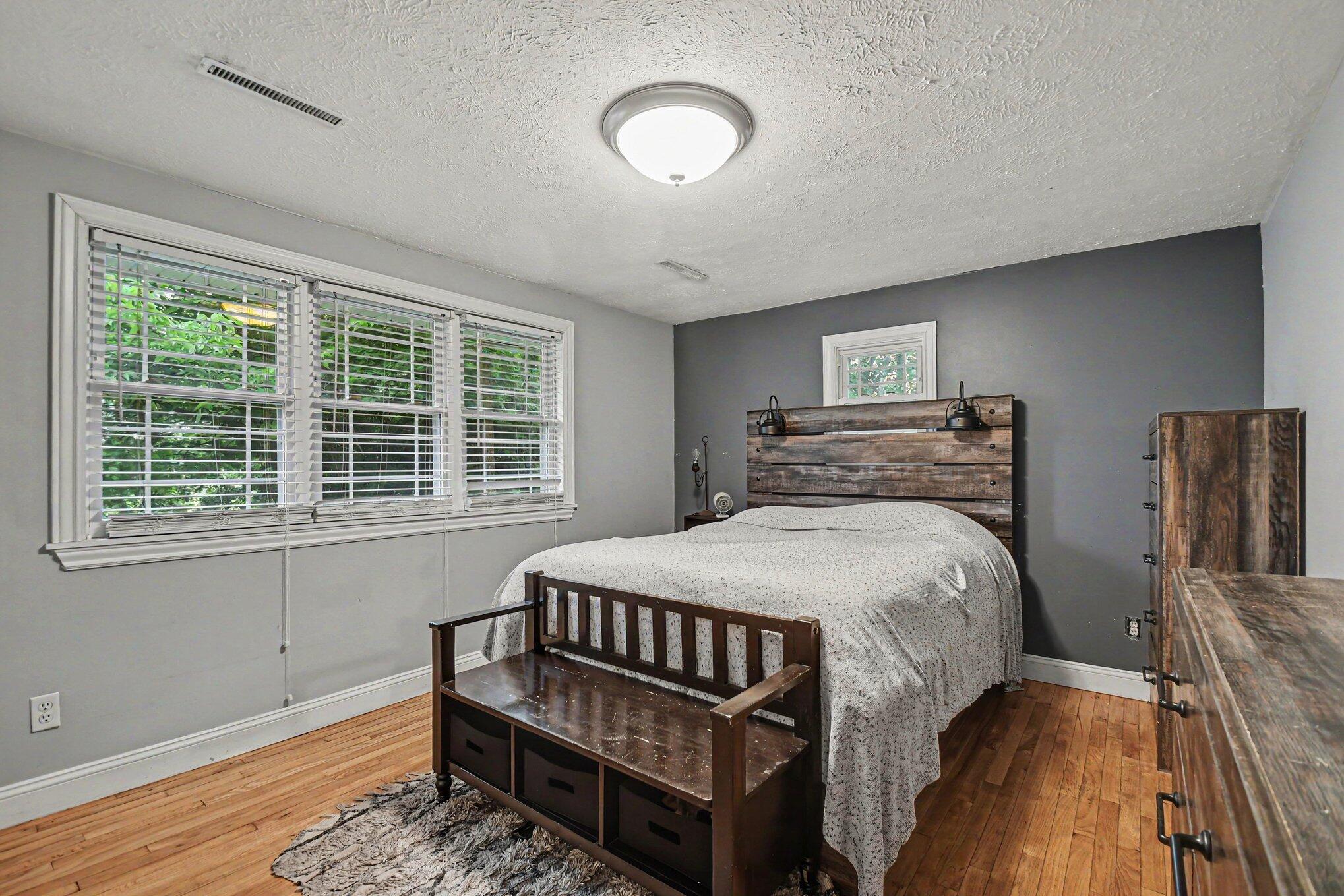 1519 North Philip Road Niles, MI 49120 - Photo 9 of 14 009_file_9815