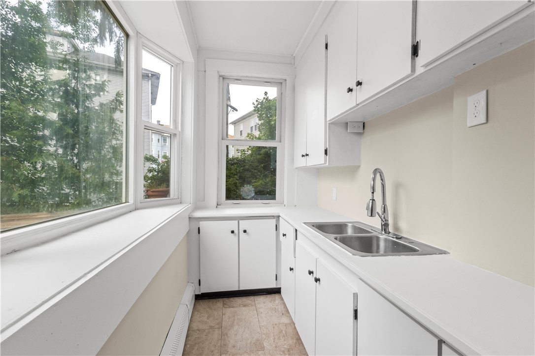 715 Elm Street Woonsocket, RI 02895 - Photo 4 of 33