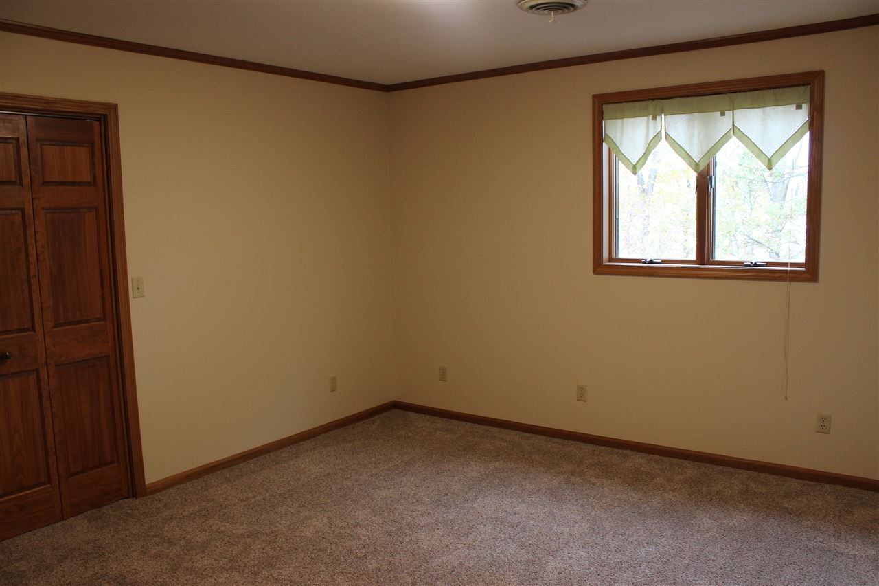3776 East Armstrong Road Leesburg, IN 46538 - Photo 17 of 35 Gallery Image 17
