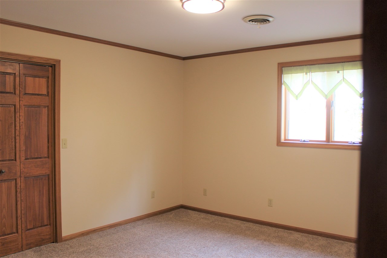 3776 East Armstrong Road Leesburg, IN 46538 - Photo 24 of 35 Gallery Image 24