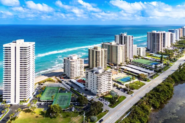 $5,500 | 5480 North Ocean Drive, Unit A1C, Singer Island, FL 33404