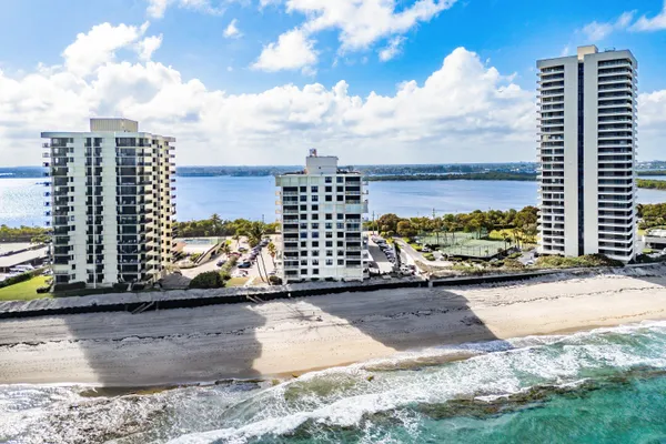 $5,500 | 5480 North Ocean Drive, Unit A1C, Singer Island, FL 33404