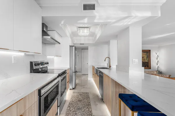 $5,500 | 5480 North Ocean Drive, Unit A1C, Singer Island, FL 33404