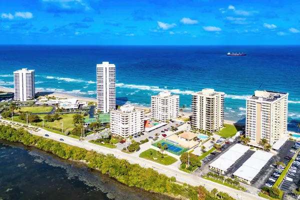 $5,500 | 5480 North Ocean Drive, Unit A1C, Singer Island, FL 33404