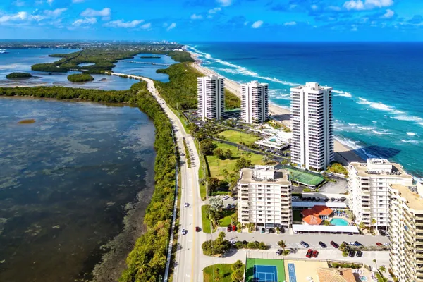 $5,500 | 5480 North Ocean Drive, Unit A1C, Singer Island, FL 33404