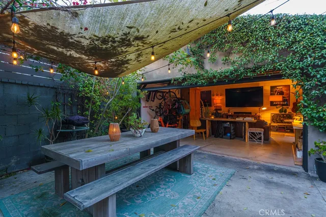 $2,199,995 | 704 Valita Street, Venice, CA 90291