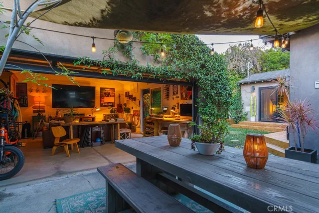 $2,199,995 | 704 Valita Street, Venice, CA 90291