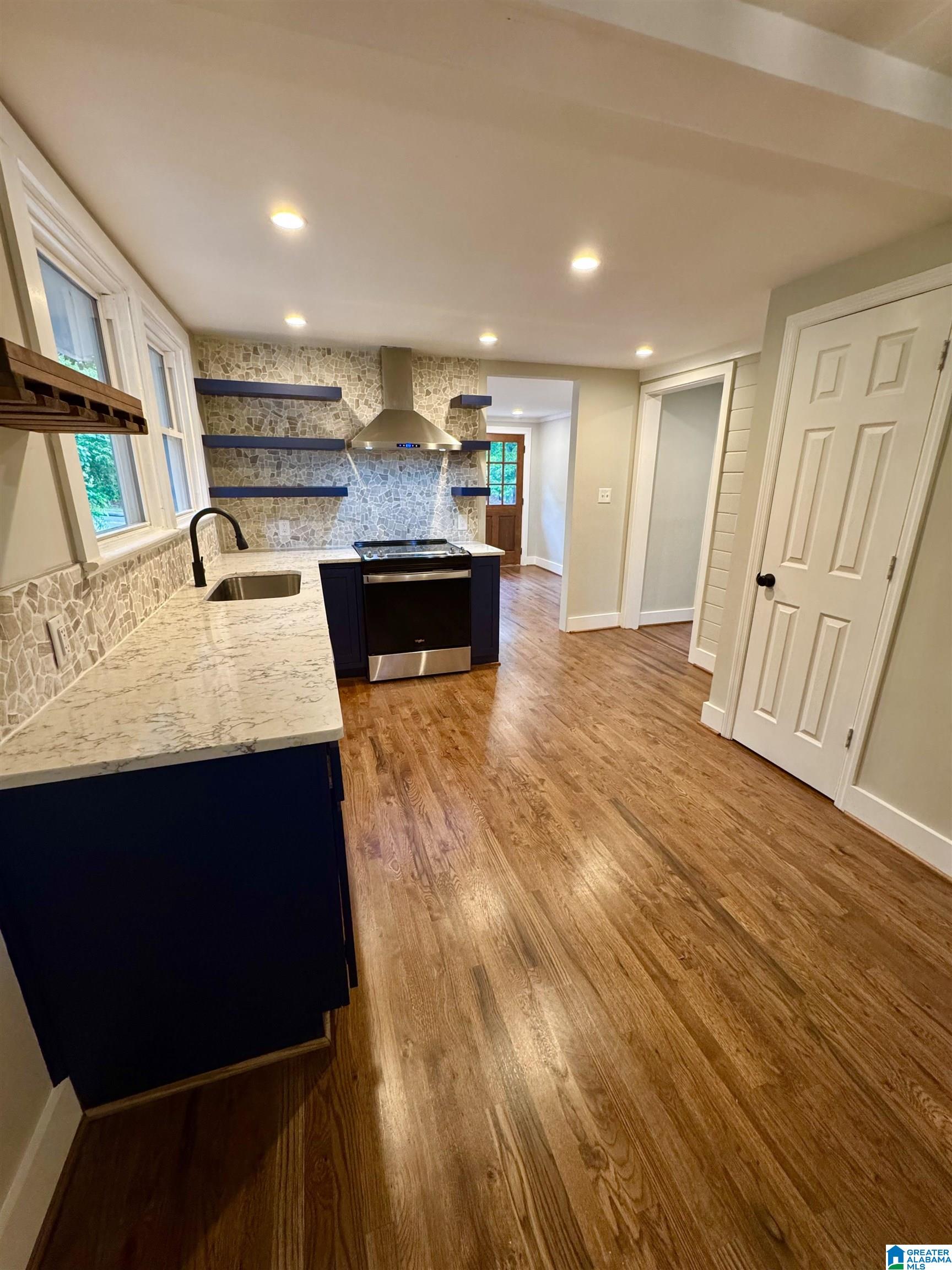2973 Green Valley Road Birmingham, AL 35243 - Photo 9 of 27 Gallery Image 9