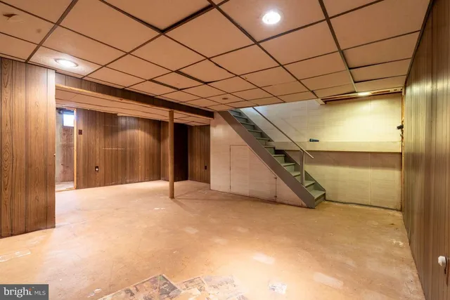 a view of empty room