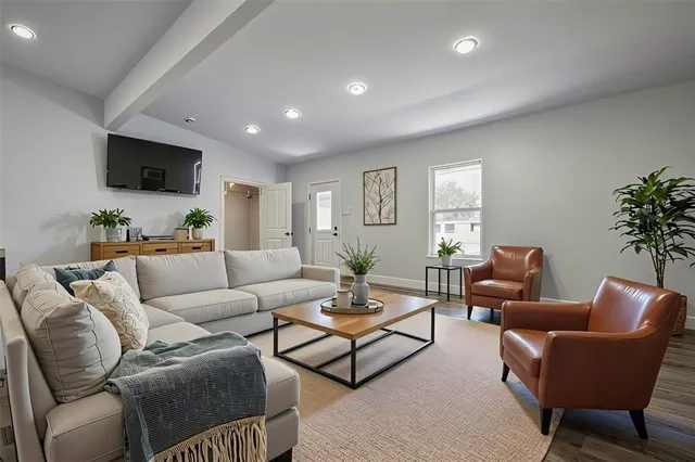 $899,999 | 781 Brown Road, Nocona, TX 76255