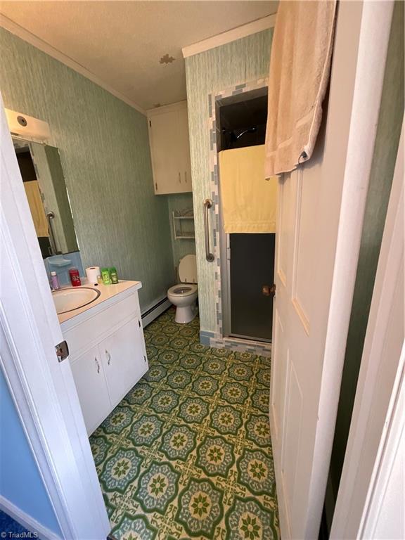 1158 Mountain View Road King, NC 27021 - Photo 24 of 43 Primary Bath