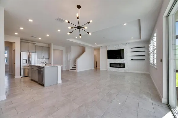 $3,000 | 182 Mangrove Manor Drive, Apollo Beach, FL 33572