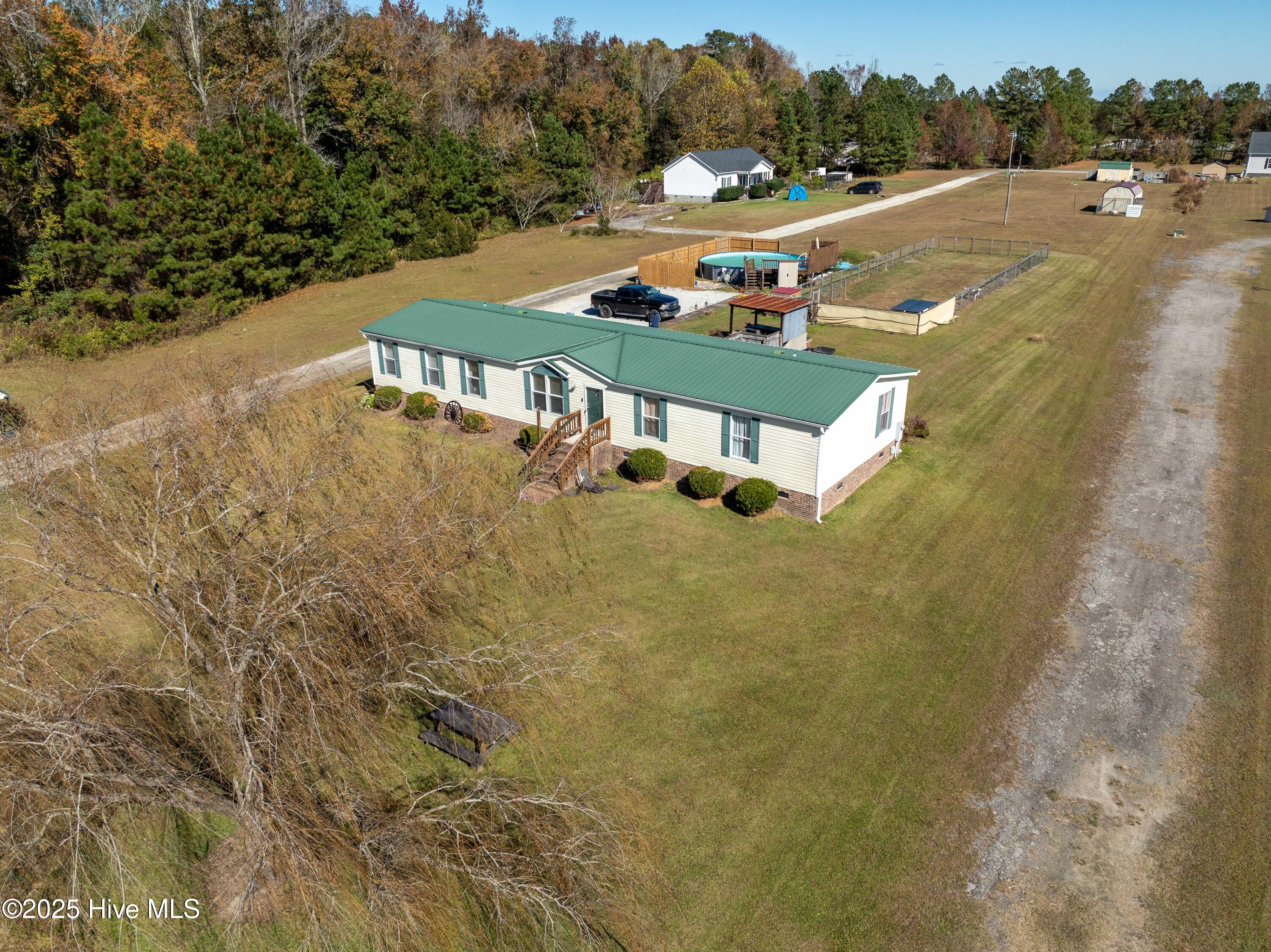 152 Whailey Road - Extra Aerials - Edite