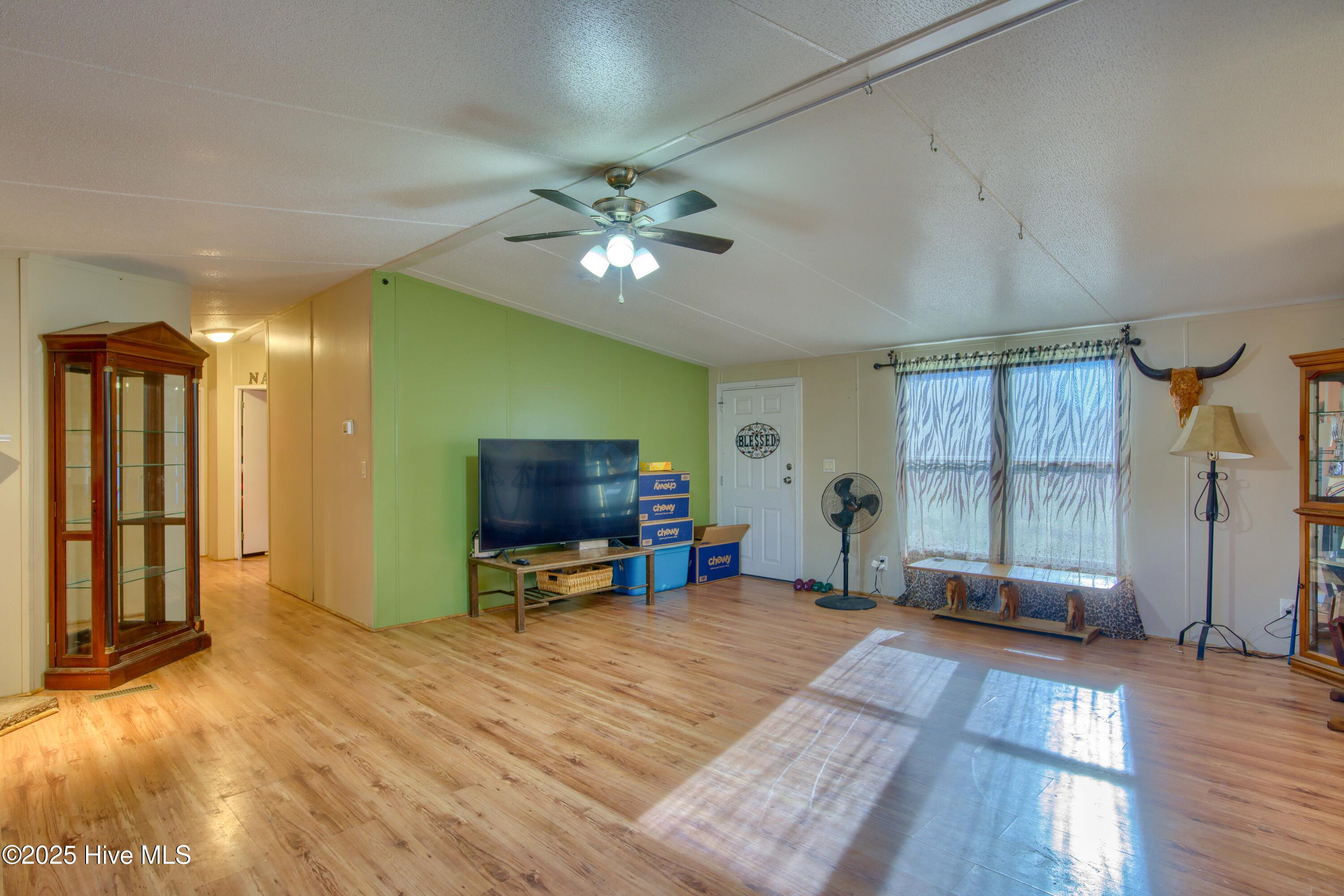 152 Whaley Field Road Jacksonville, NC 28546 - Photo 9 of 56 152 Whaley Field Rd - Interiors - Edited