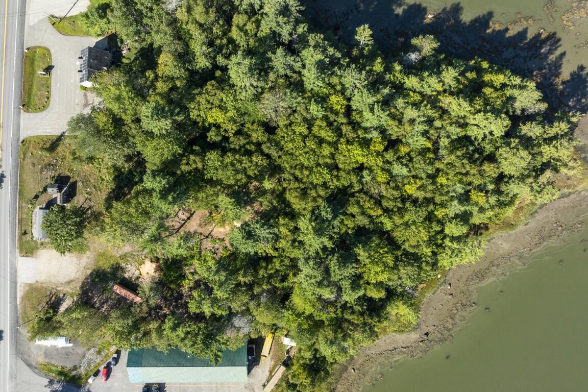 48 U.S. Rte 1 Edgecomb, ME 04556 - Photo 11 of 19 11